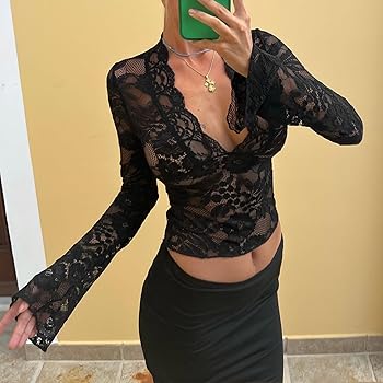 LaceMuse V-Neck Crop Top